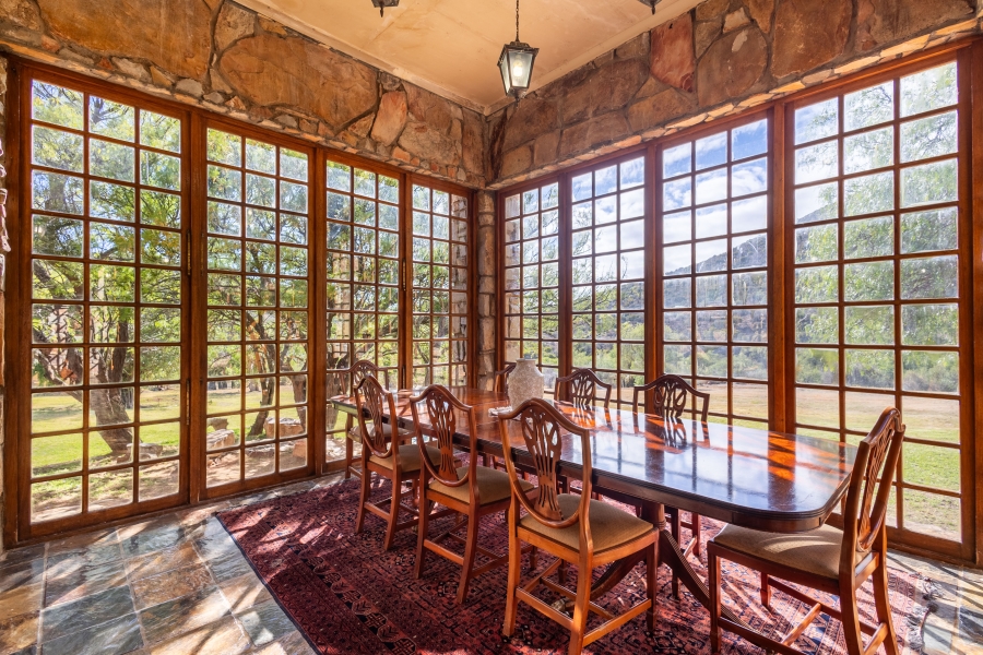 5 Bedroom Property for Sale in Uitenhage Rural Eastern Cape